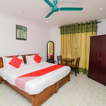 Oak Wood Inn Kandy Exterior foto